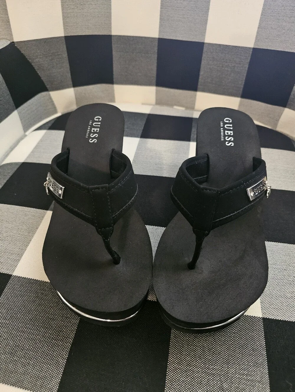 GUESS Black Wedge Thong Sandals with Silver Logo - Picture 3 of 5